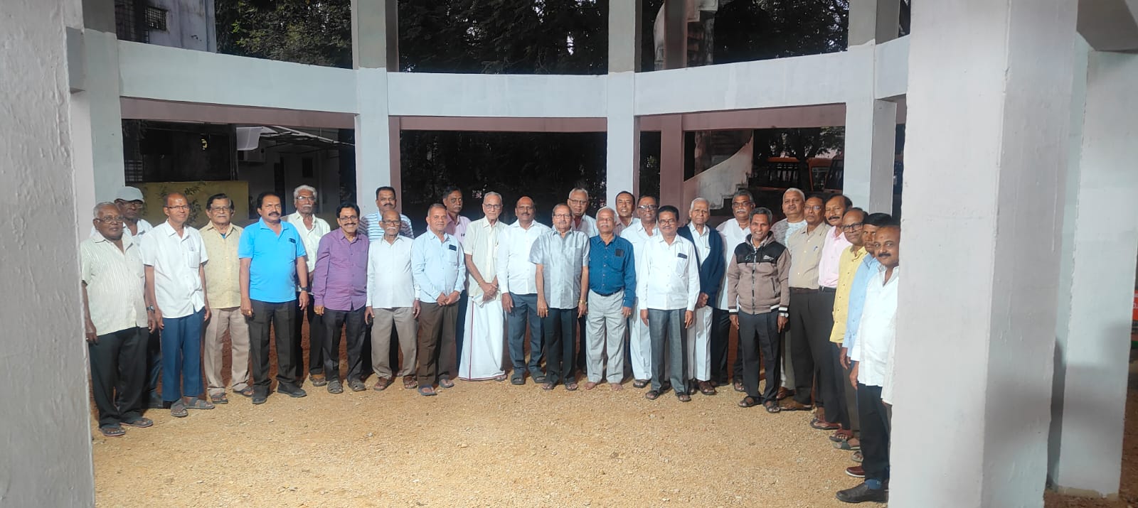 Group photo 2025-01-01 at 6.06.44 PM